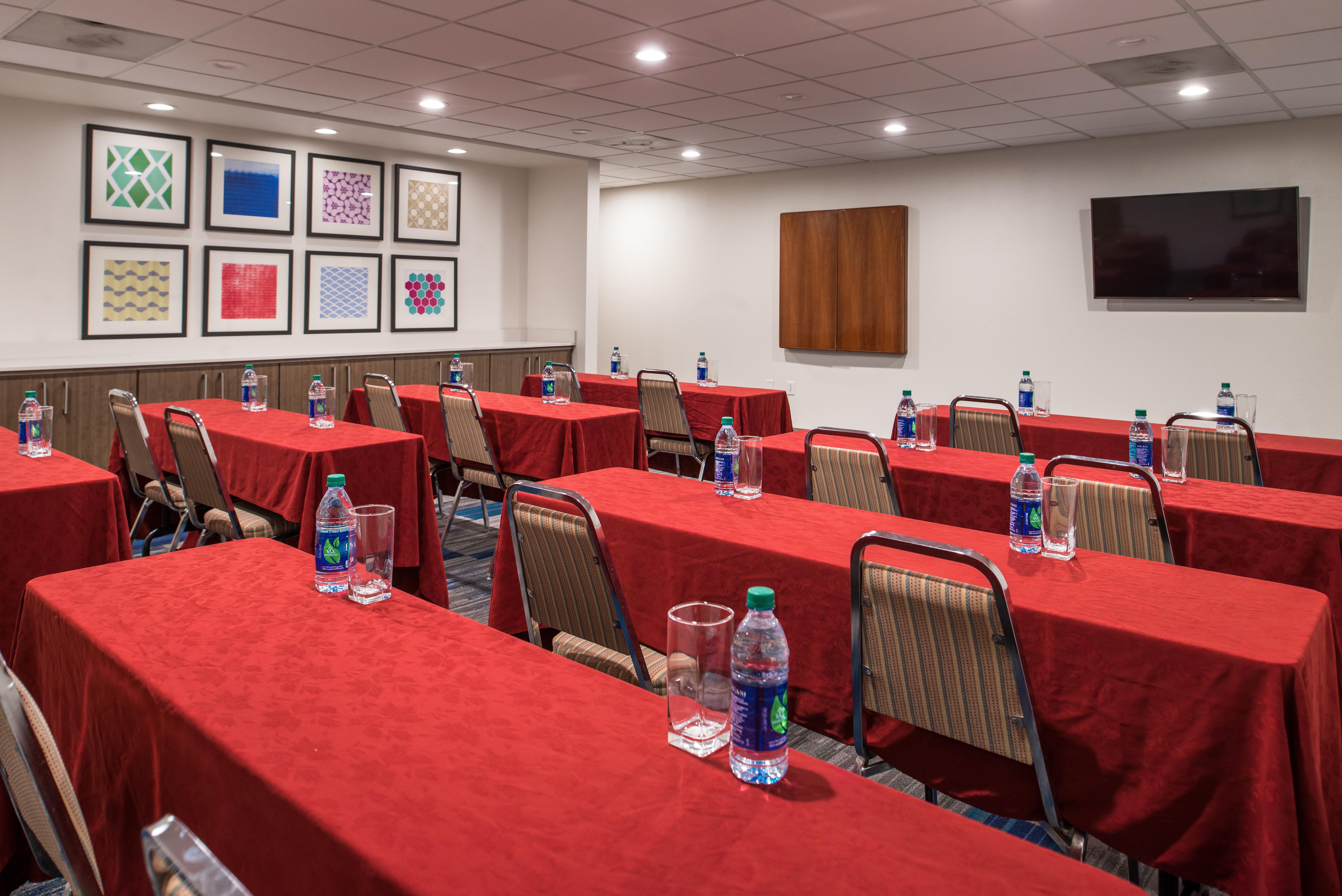 Holiday Inn Express Hotel & Suites Tampa-Anderson Road-Veterans Exp By Ihg West Chase Экстерьер фото