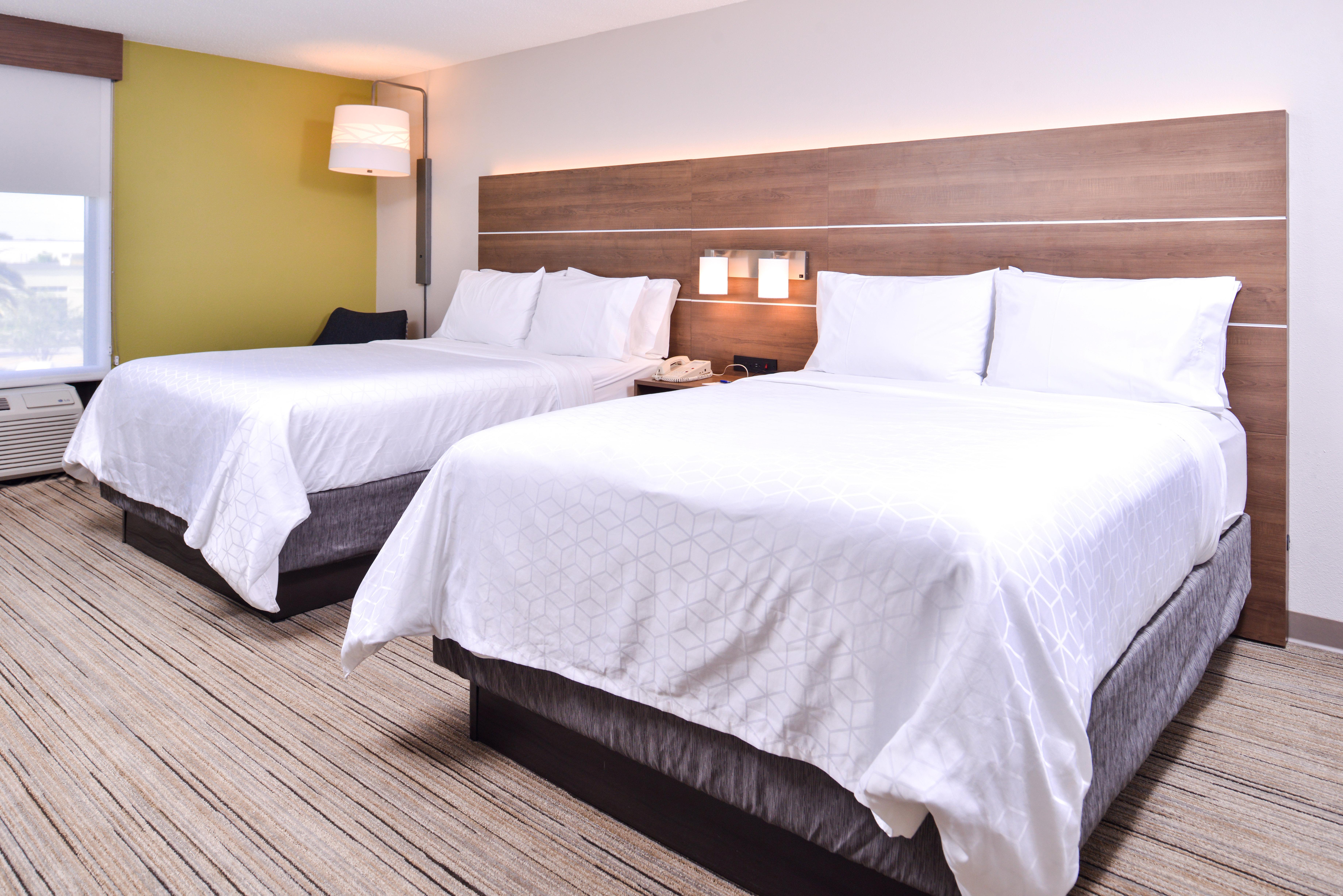 Holiday Inn Express Hotel & Suites Tampa-Anderson Road-Veterans Exp By Ihg West Chase Экстерьер фото