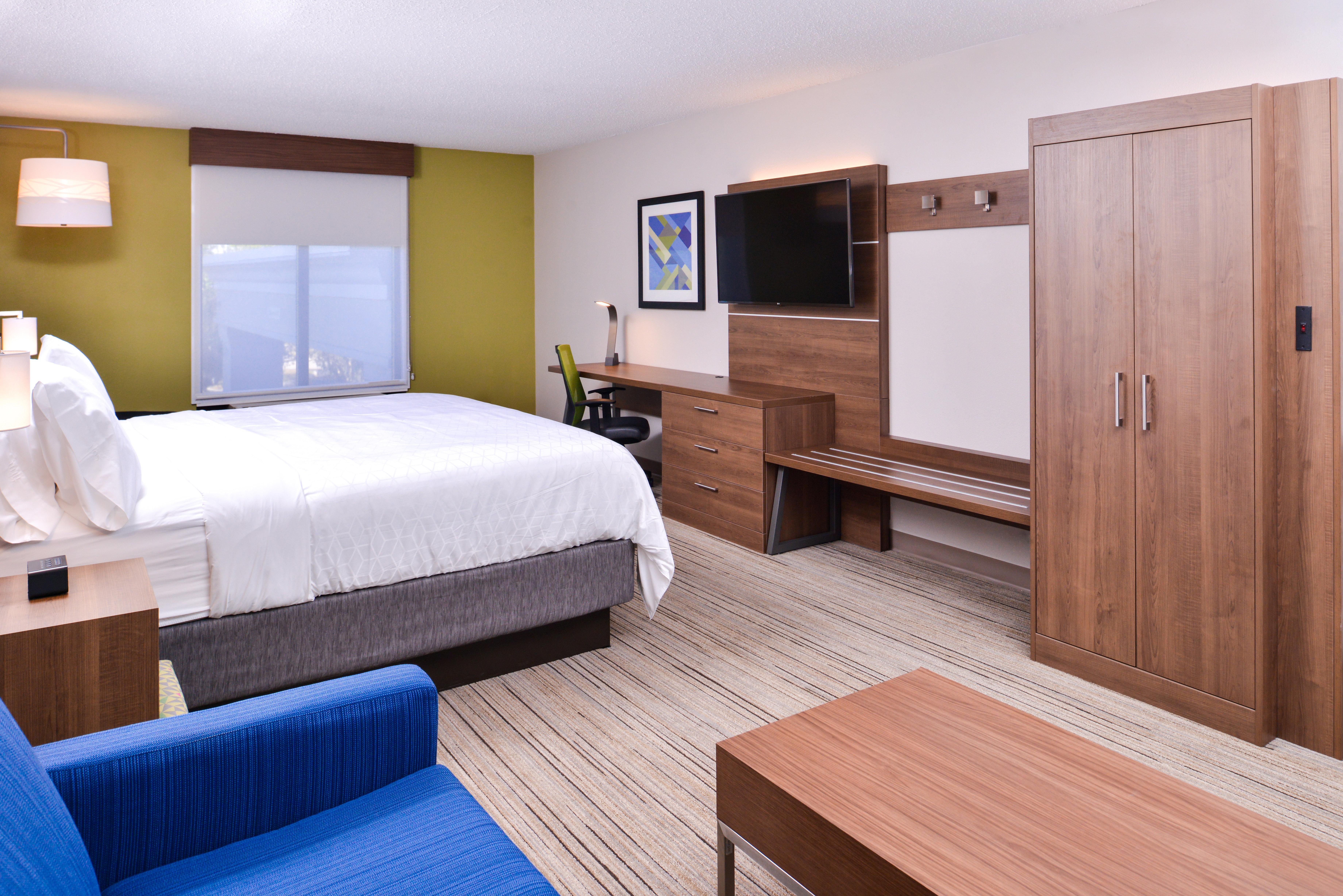 Holiday Inn Express Hotel & Suites Tampa-Anderson Road-Veterans Exp By Ihg West Chase Экстерьер фото
