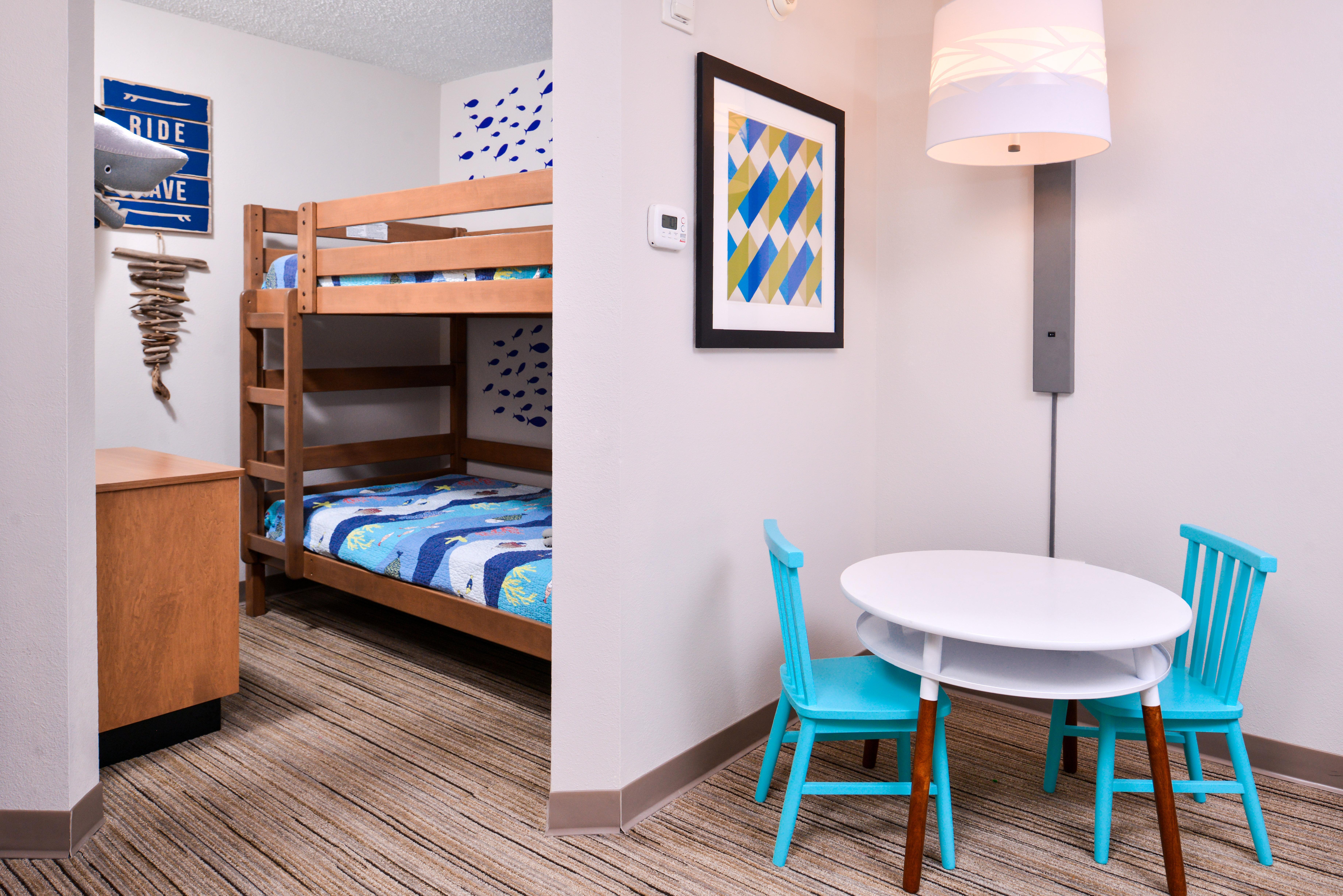 Holiday Inn Express Hotel & Suites Tampa-Anderson Road-Veterans Exp By Ihg West Chase Экстерьер фото