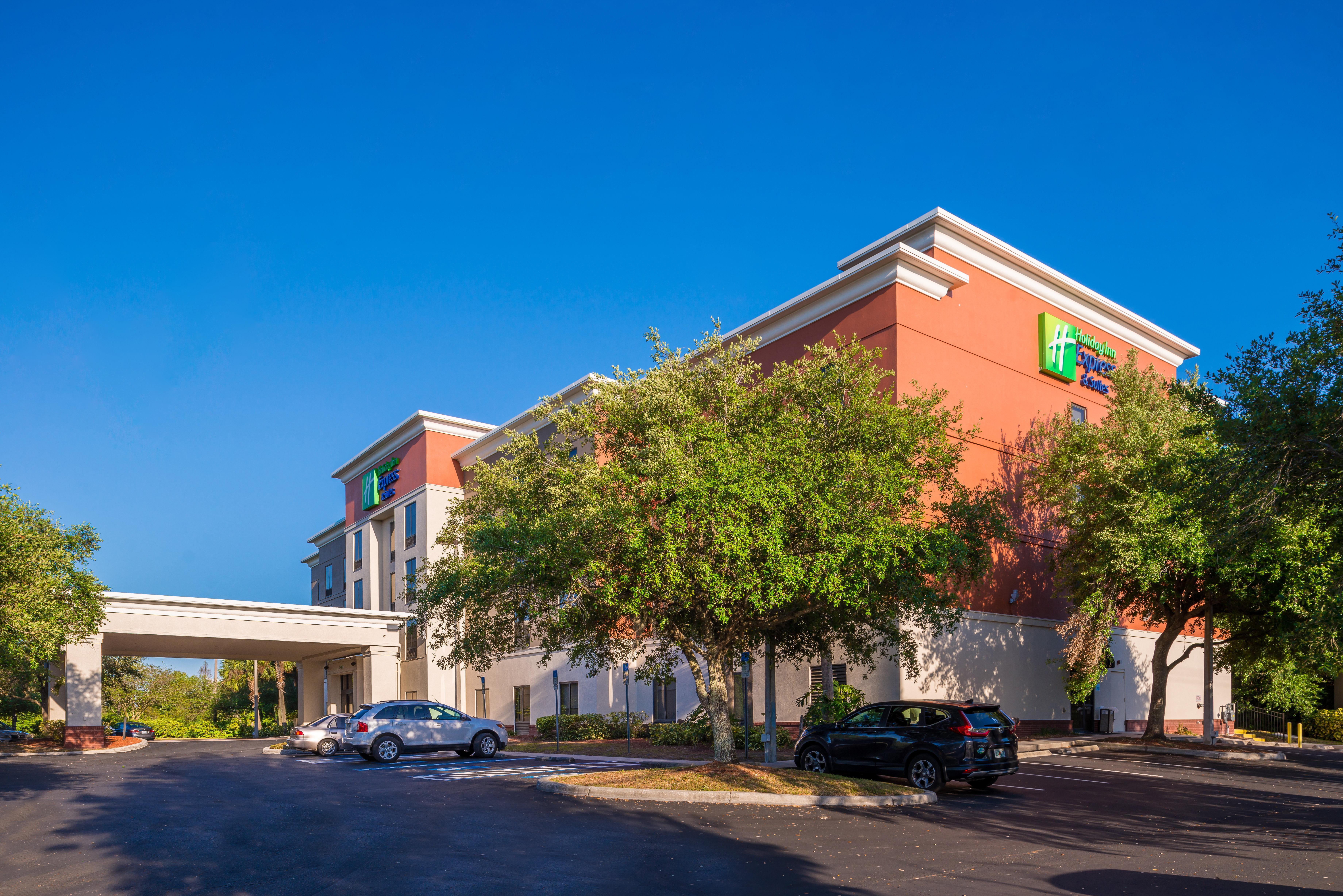 Holiday Inn Express Hotel & Suites Tampa-Anderson Road-Veterans Exp By Ihg West Chase Экстерьер фото