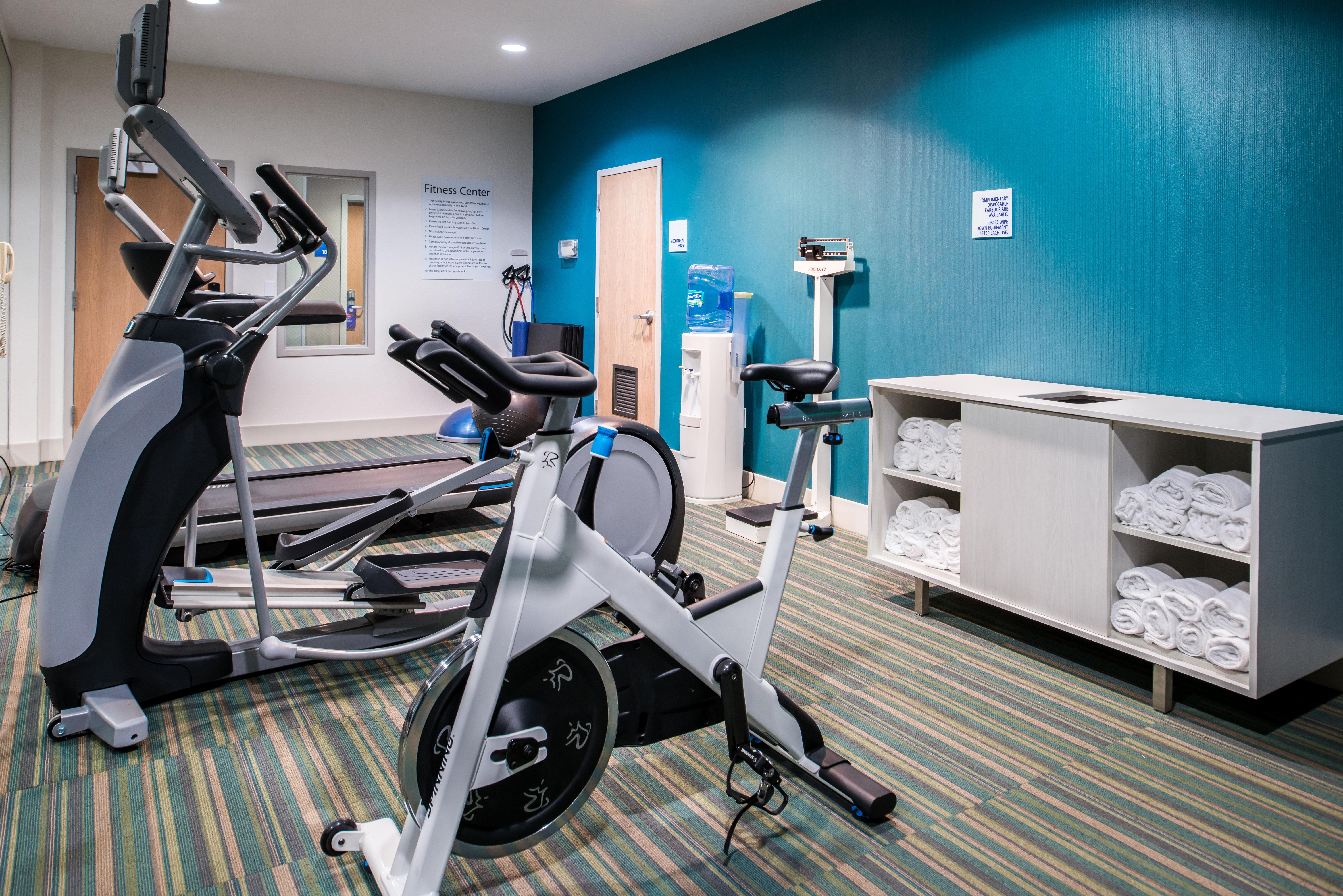 Holiday Inn Express Hotel & Suites Tampa-Anderson Road-Veterans Exp By Ihg West Chase Экстерьер фото